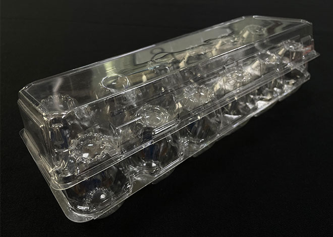 thermoforming mold - Hook-shaped snap button locks